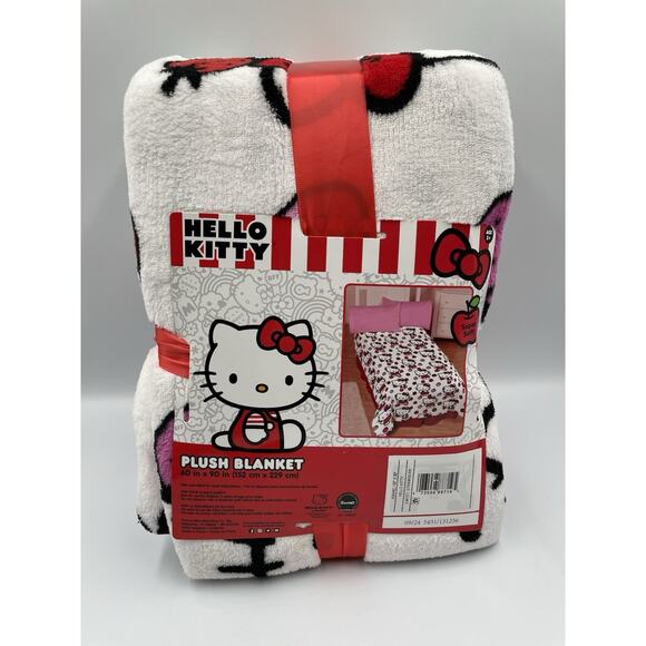 Hello Kitty White With Strawberries Plush Twin Size Blanket 60in X 90in NWT - Picture 1 of 6